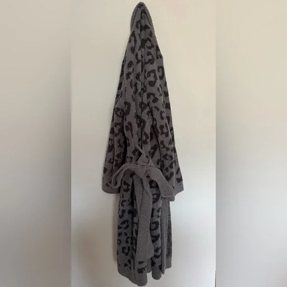 Barefoot Dreams® CozyChic® Robe *like brand new condition* - Picture 5 of 5